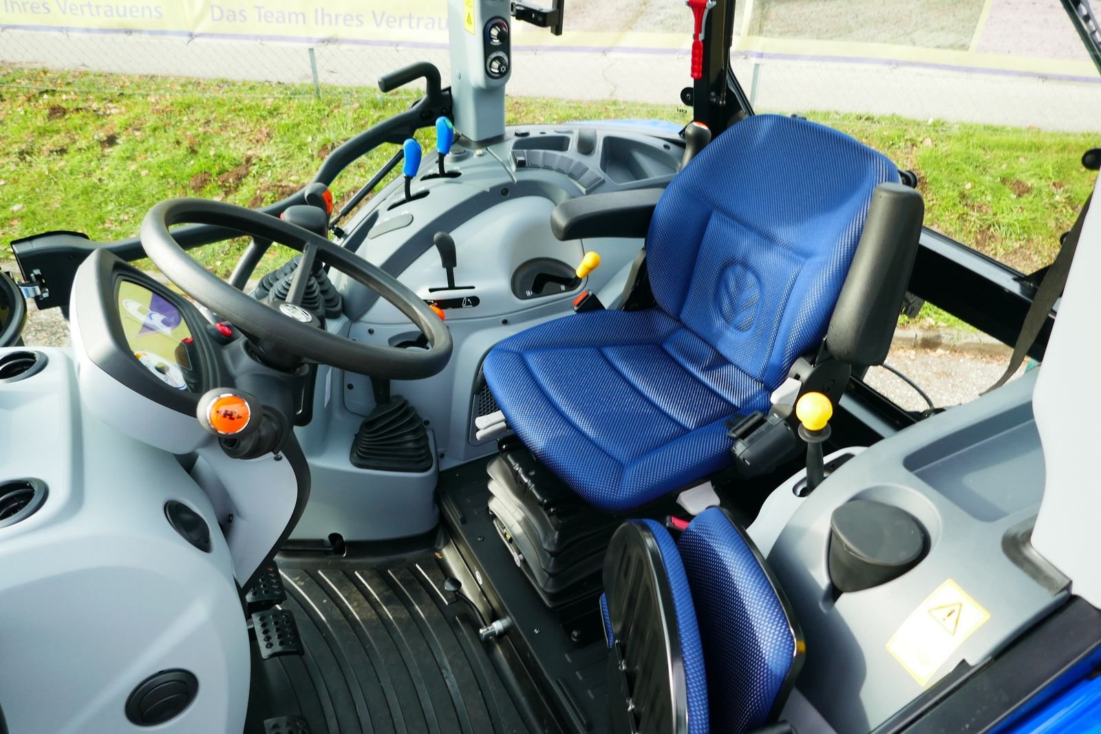 Traktor tipa New Holland T4.75 Powerstar, Gebrauchtmaschine u Villach (Slika 7)