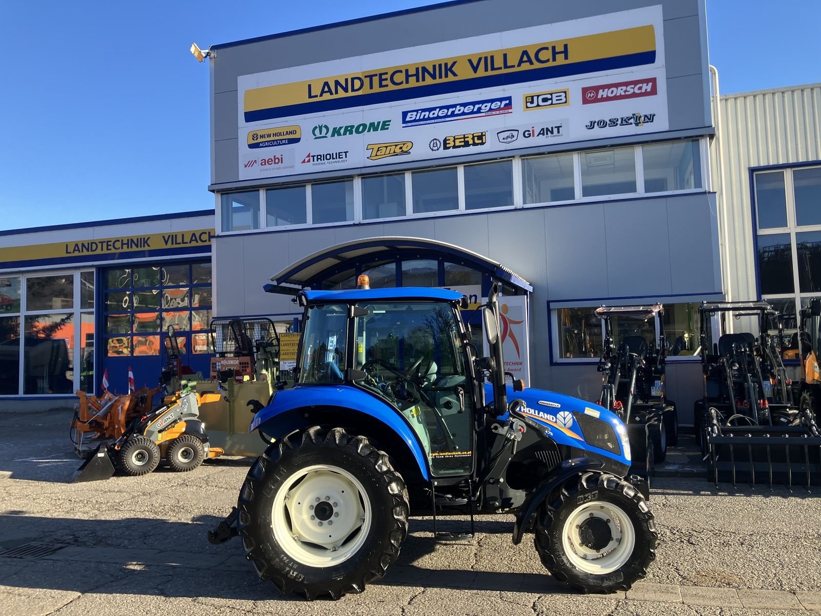 Traktor des Typs New Holland T4.75 Powerstar, Gebrauchtmaschine in Villach (Bild 3)