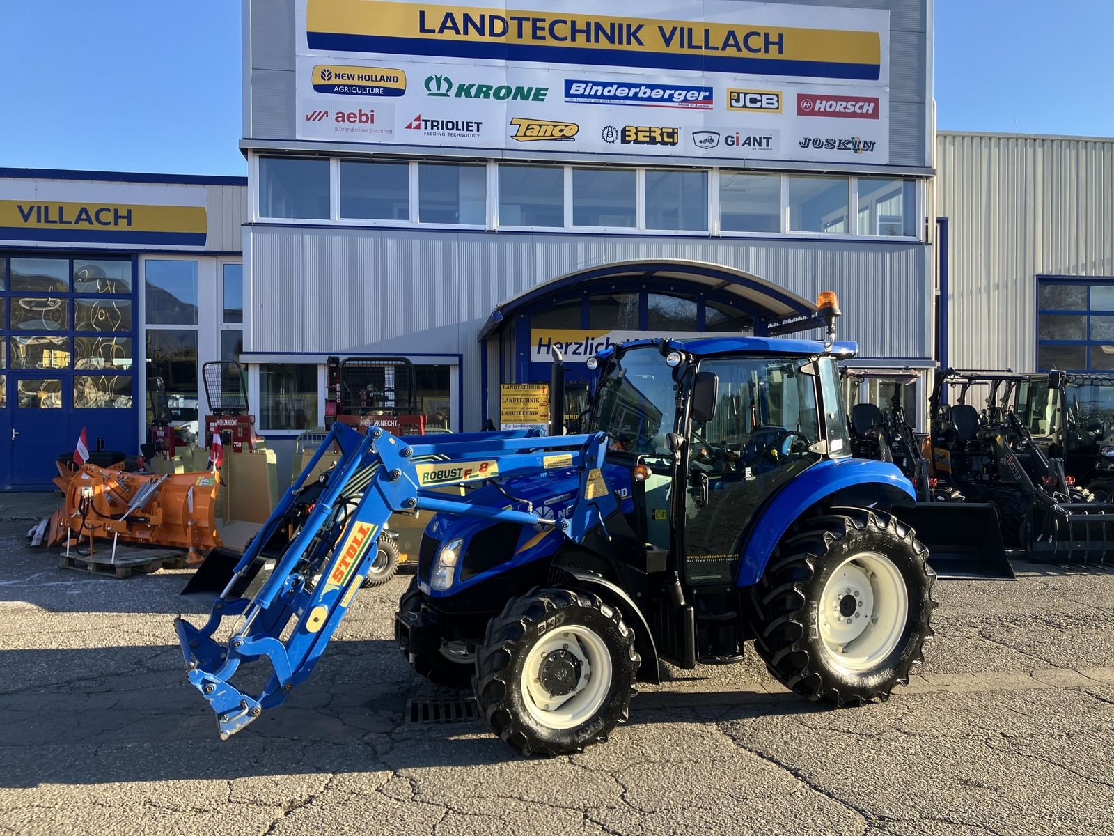 Traktor des Typs New Holland T4.75 Powerstar, Gebrauchtmaschine in Villach (Bild 1)