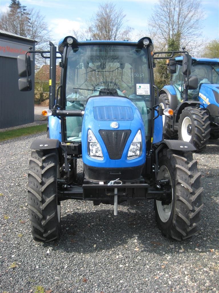 Traktor типа New Holland T4.75 S På lager til omg. levering, Gebrauchtmaschine в Glamsbjerg (Фотография 2)