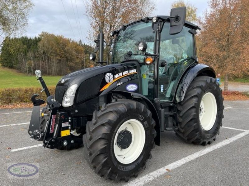 Traktor des Typs New Holland T4.75 Tier 4B, Neumaschine in Münzkirchen (Bild 1)