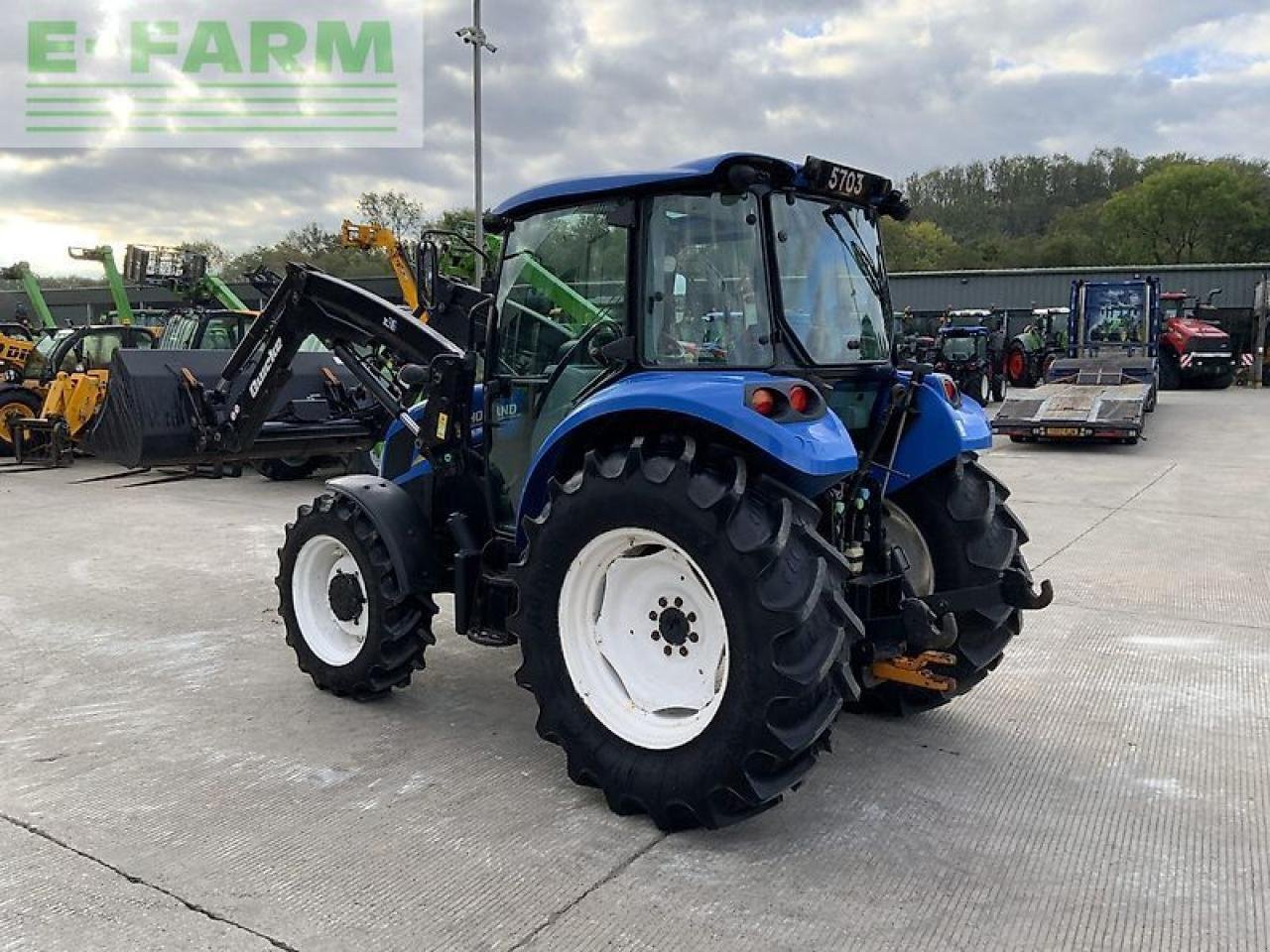 Traktor of the type New Holland t4.75 tractor (st21006), Gebrauchtmaschine in SHAFTESBURY (Picture 5)