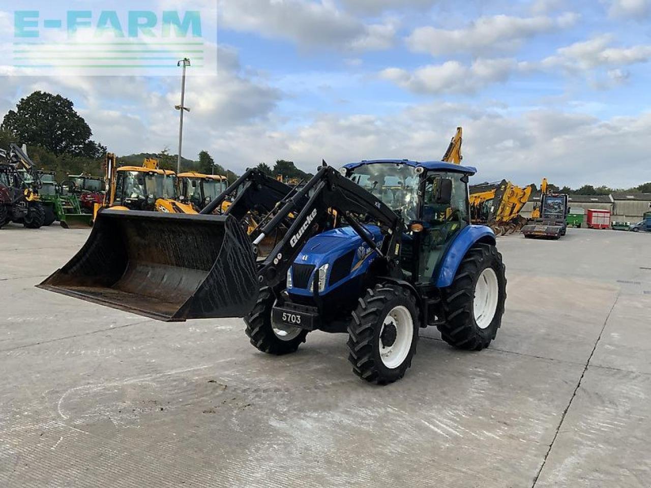 Traktor van het type New Holland t4.75 tractor (st21006), Gebrauchtmaschine in SHAFTESBURY (Foto 8)