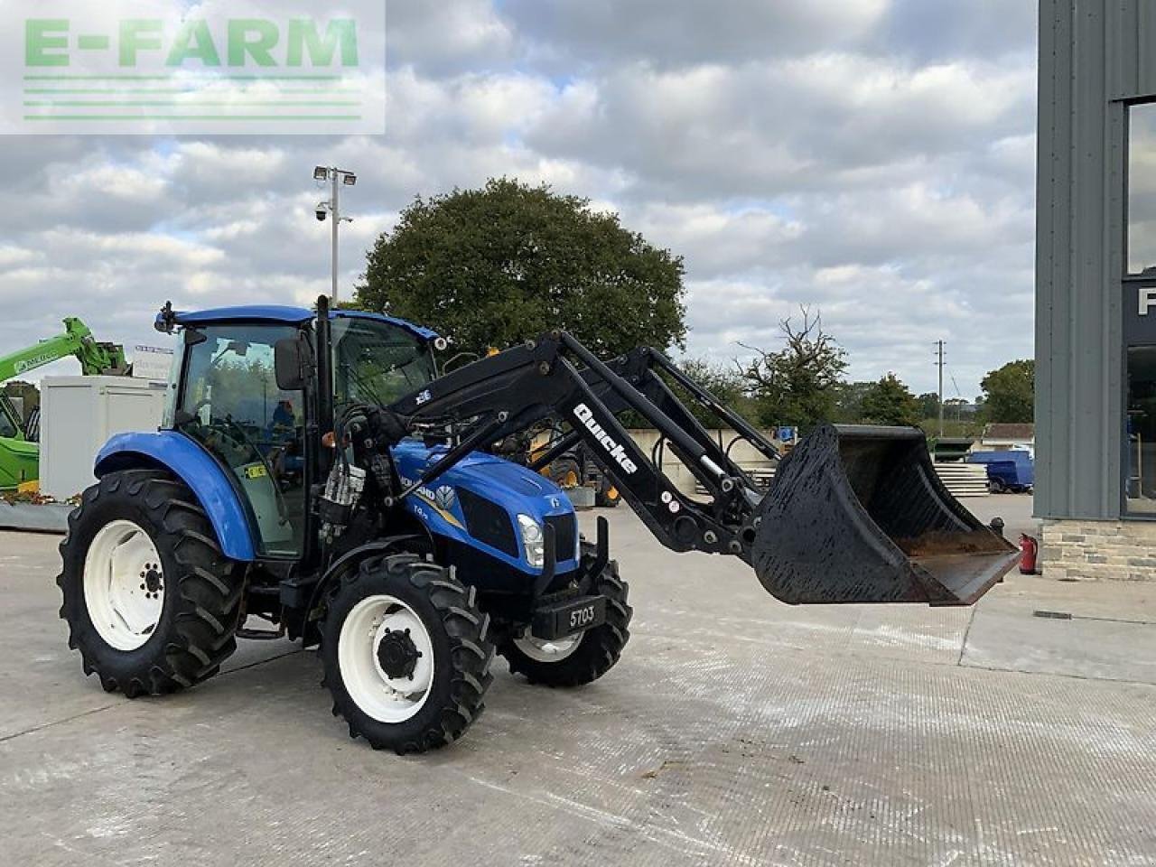 Traktor van het type New Holland t4.75 tractor (st21006), Gebrauchtmaschine in SHAFTESBURY (Foto 10)