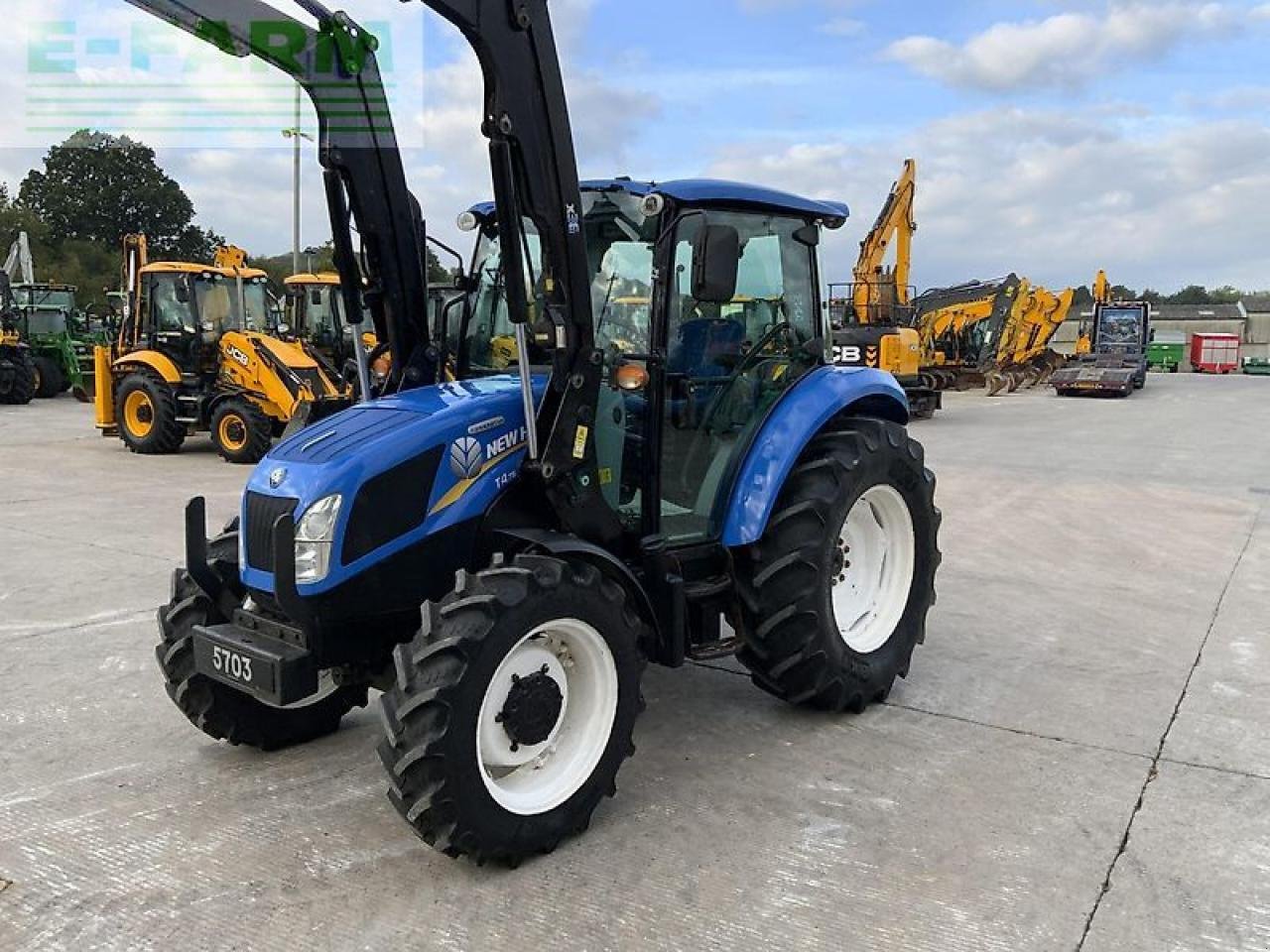 Traktor of the type New Holland t4.75 tractor (st21006), Gebrauchtmaschine in SHAFTESBURY (Picture 15)