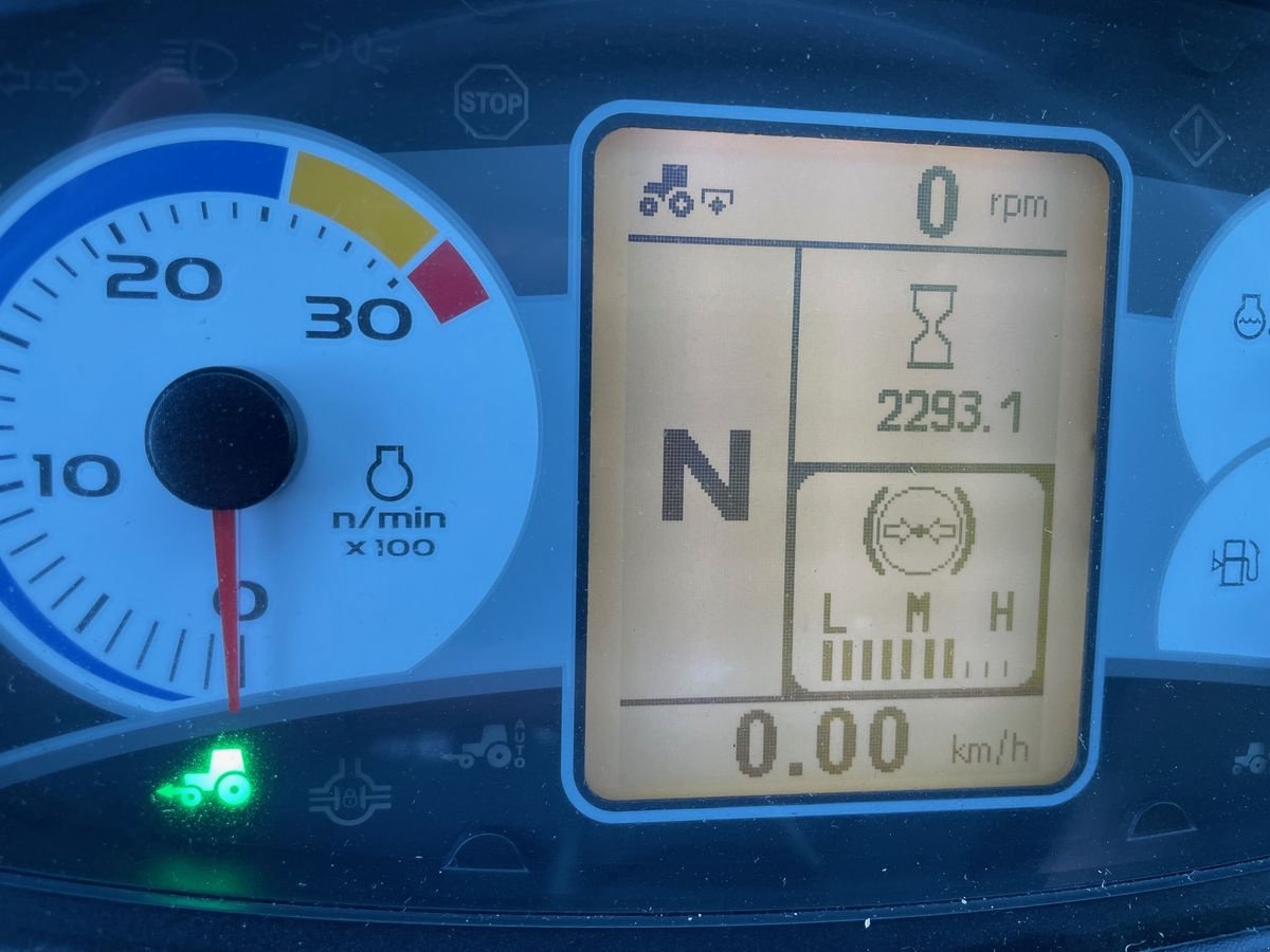 Traktor Türe ait New Holland T4.75, Gebrauchtmaschine içinde Burgkirchen (resim 9)