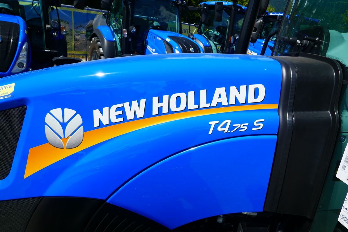 Traktor of the type New Holland T4.75S Stage V, Gebrauchtmaschine in Villach (Picture 3)