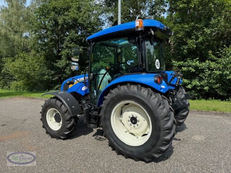 Traktor of the type New Holland T4.75S Stage V, Neumaschine in Münzkirchen (Picture 10)