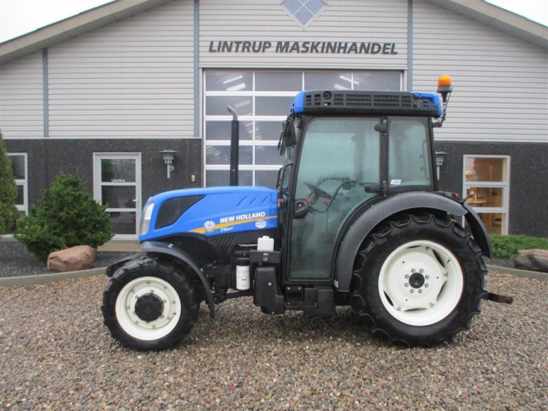 Traktor of the type New Holland T4.80 F SuperSteear med aircondition og koblingsfrit vendergear, Gebrauchtmaschine in Lintrup (Picture 1)