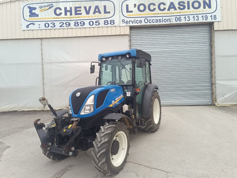 Traktor of the type New Holland T4.80 F, Gebrauchtmaschine in Chauvoncourt (Picture 1)