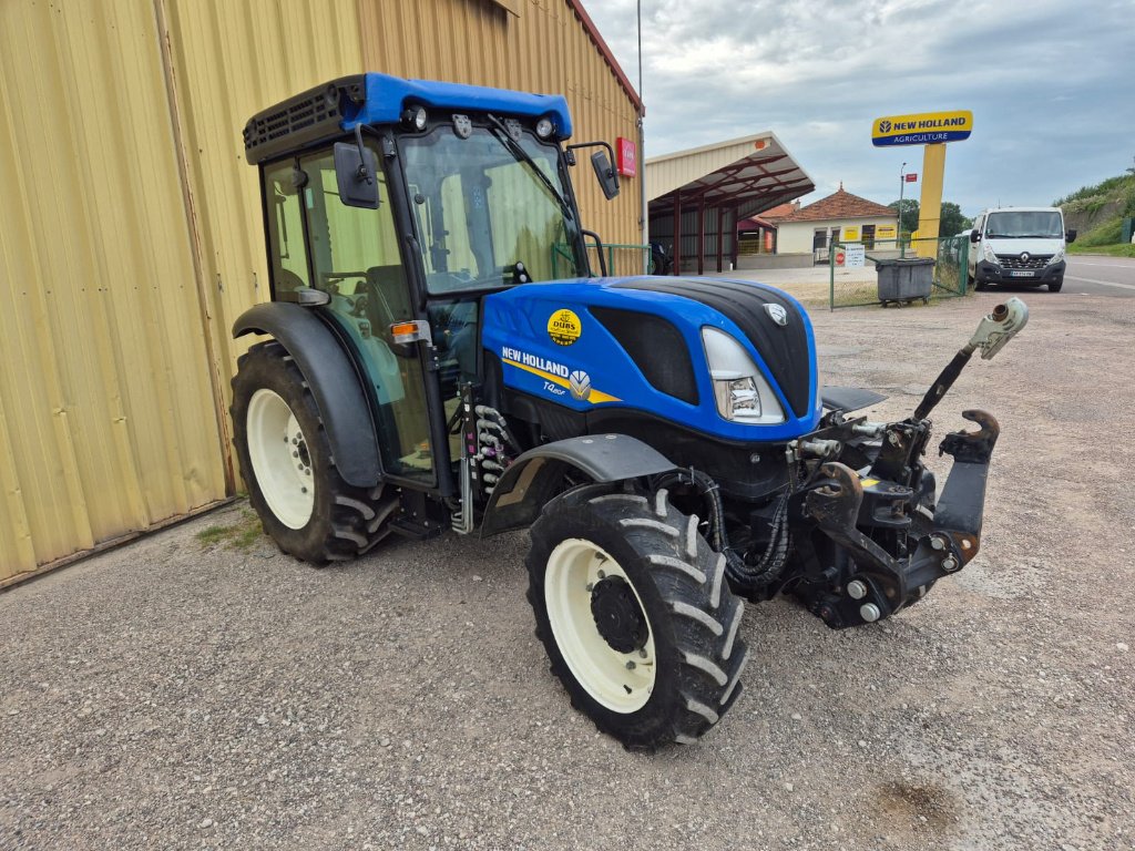 Traktor van het type New Holland T4.80 F, Gebrauchtmaschine in Chauvoncourt (Foto 2)