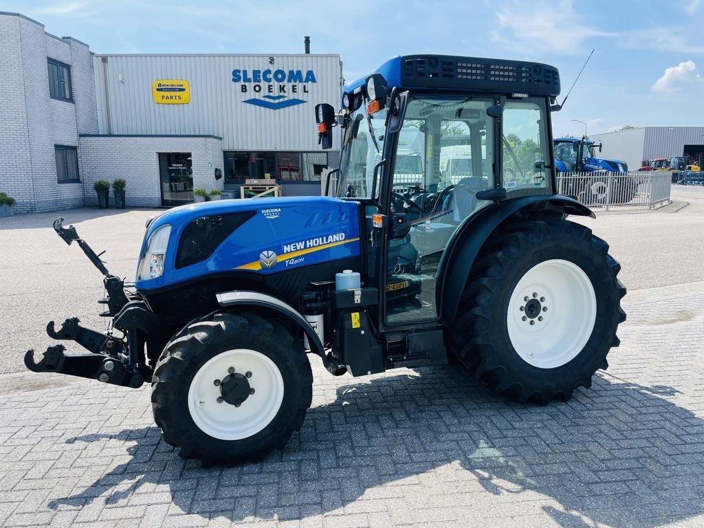 Traktor типа New Holland T4.80N Smalspoor, Gebrauchtmaschine в BOEKEL (Фотография 2)