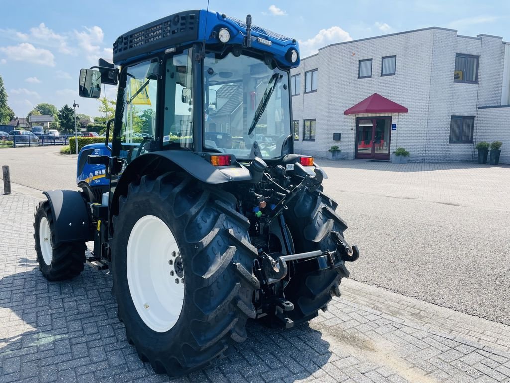 Traktor типа New Holland T4.80N Smalspoor, Gebrauchtmaschine в BOEKEL (Фотография 8)