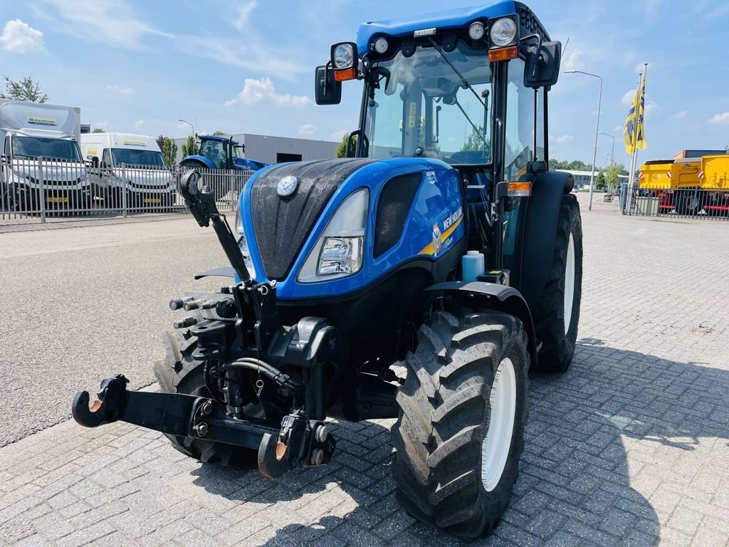 Traktor типа New Holland T4.80N Smalspoor, Gebrauchtmaschine в BOEKEL (Фотография 9)