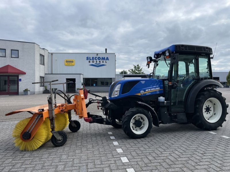 Traktor του τύπου New Holland T4.80N & Sweeper, Gebrauchtmaschine σε BOEKEL (Φωτογραφία 1)