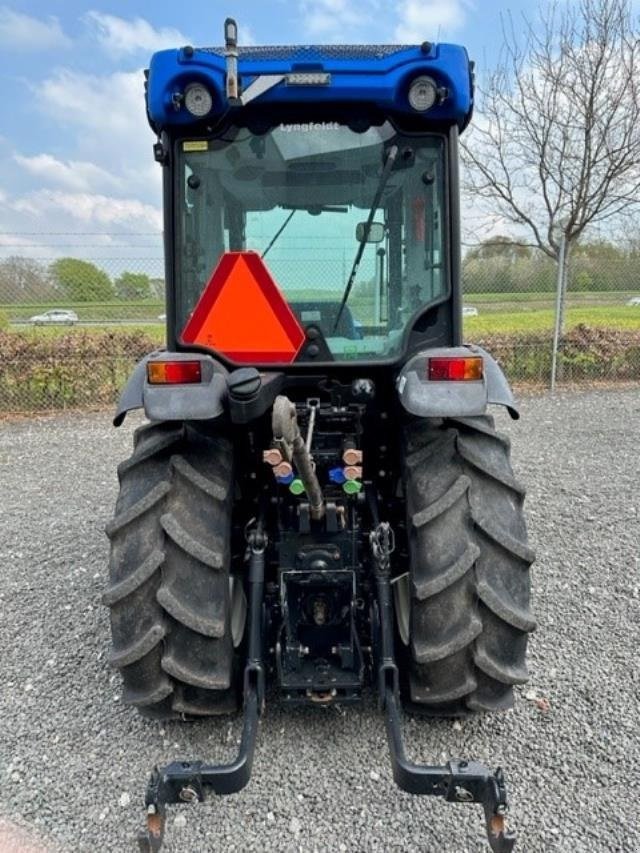 Traktor van het type New Holland T4.80N, Gebrauchtmaschine in Hadsten (Foto 4)