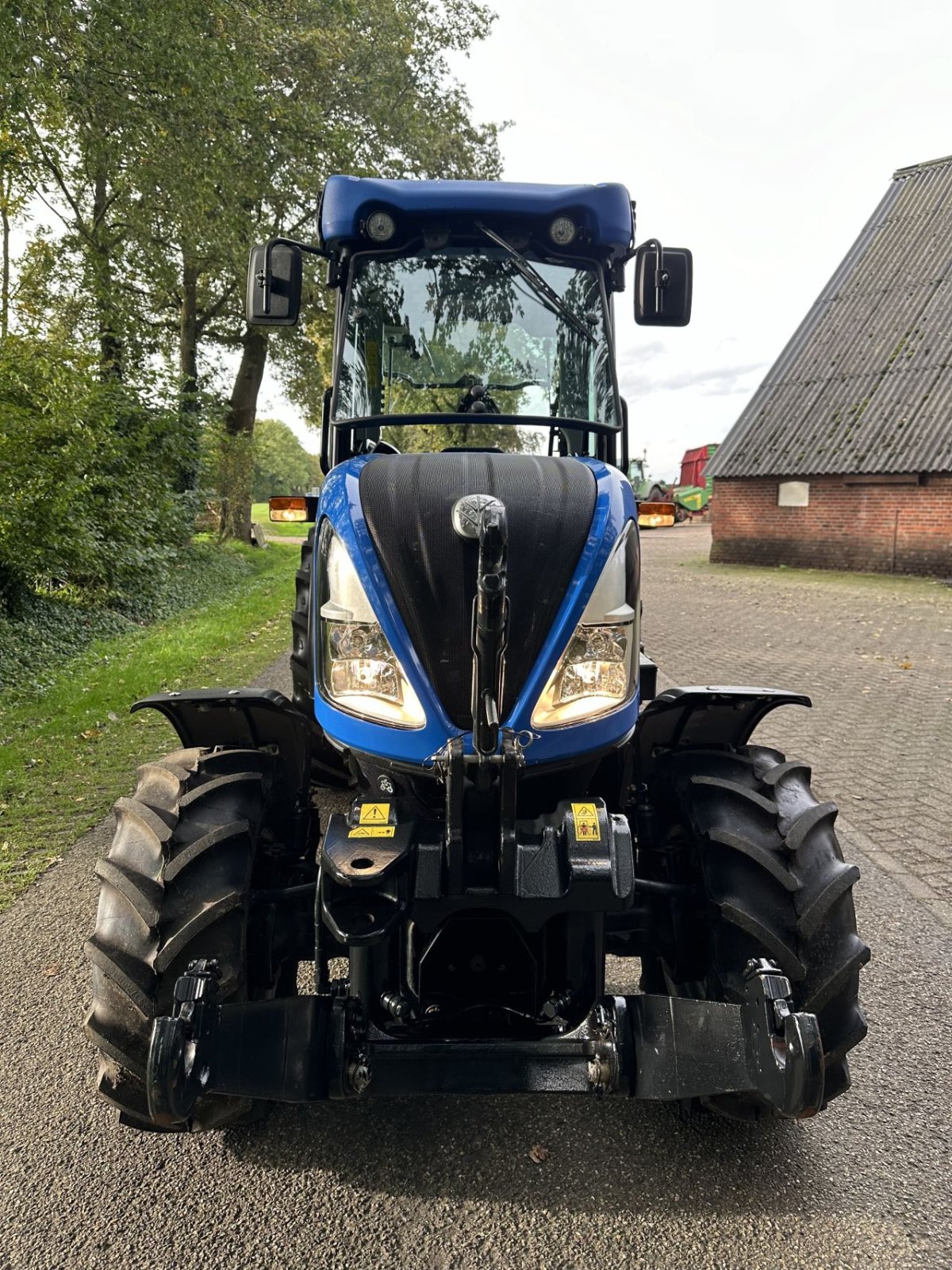 Traktor van het type New Holland T4.80N, Gebrauchtmaschine in Rossum (Foto 5)