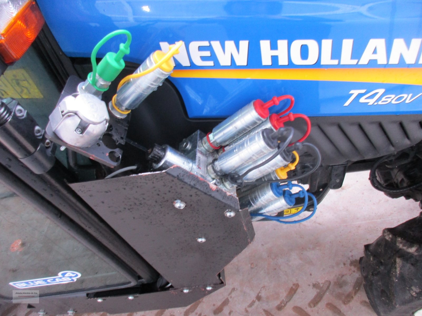 Traktor del tipo New Holland T4.80V, Gebrauchtmaschine en Tapfheim (Imagen 13)