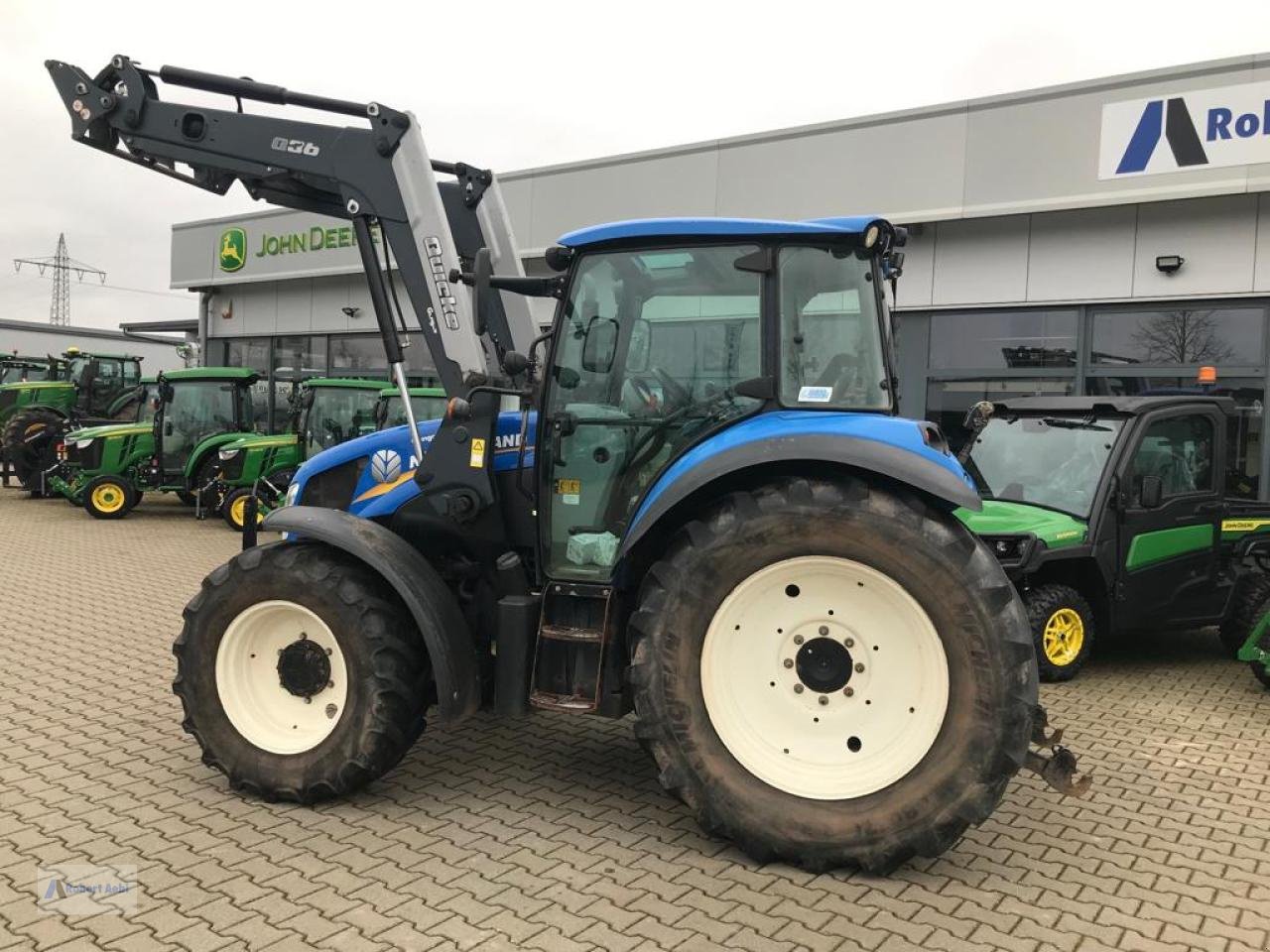 Traktor of the type New Holland T4.85, Gebrauchtmaschine in Wittlich (Picture 3)