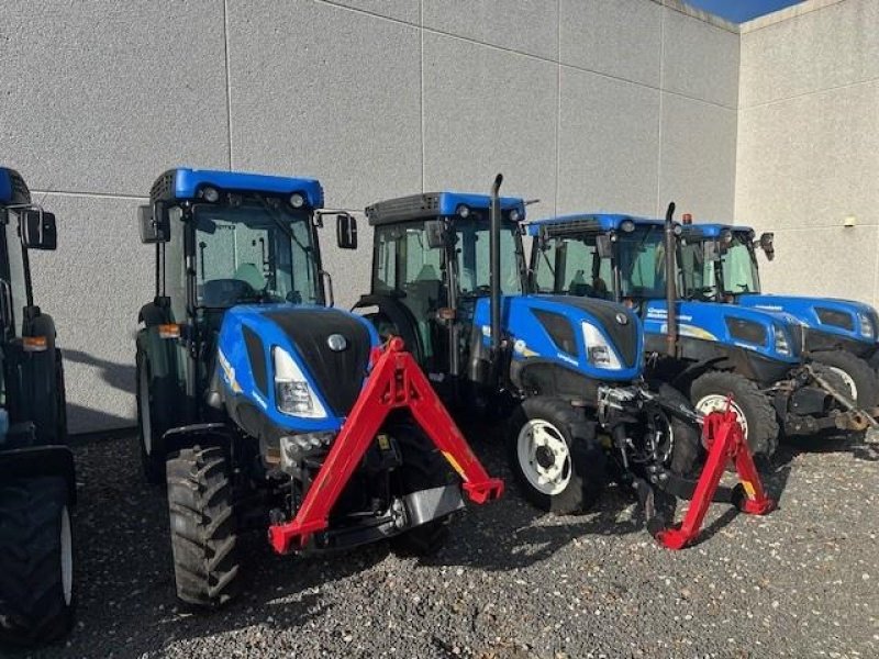 Traktor van het type New Holland T4.90N SS, Gebrauchtmaschine in Hadsten (Foto 7)