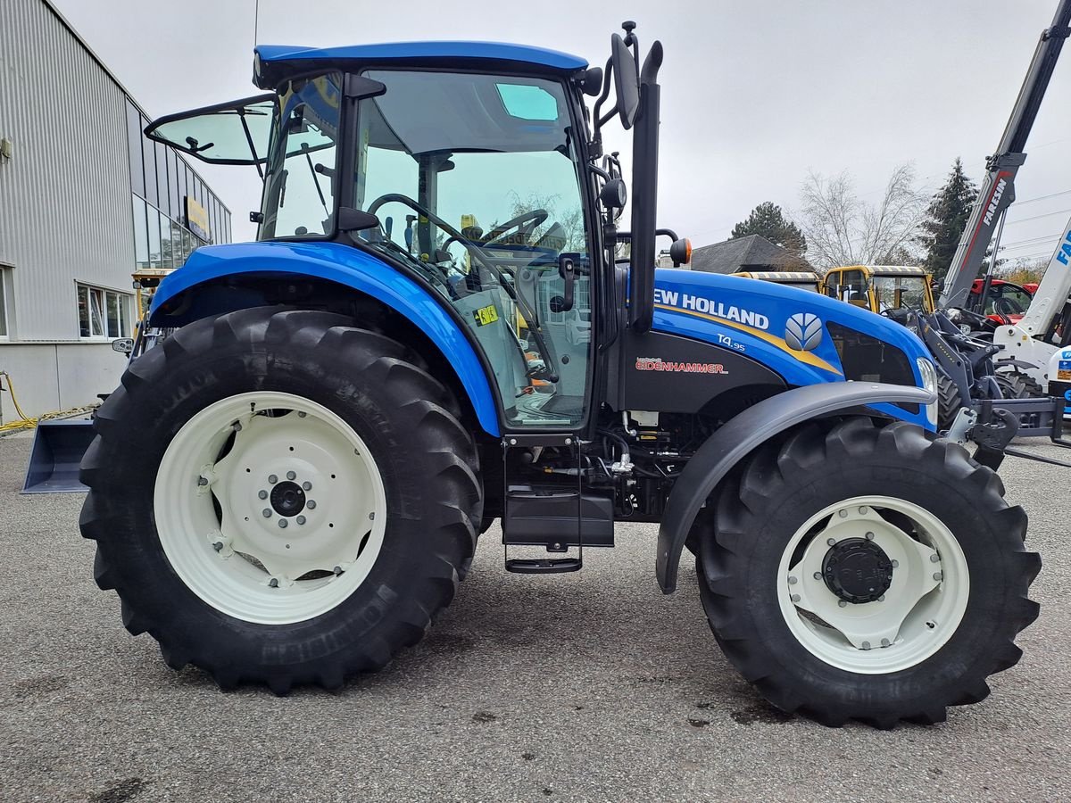 Traktor del tipo New Holland T4.95, Gebrauchtmaschine In Burgkirchen (Immagine 4)