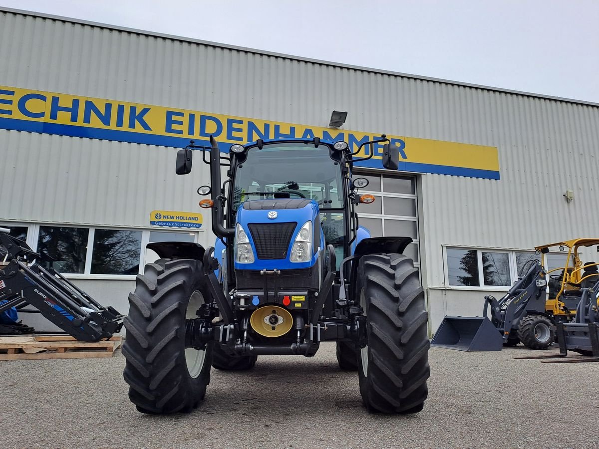 Traktor van het type New Holland T4.95, Gebrauchtmaschine in Burgkirchen (Foto 11)