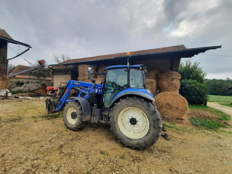 Traktor от тип New Holland T5-105DC, Gebrauchtmaschine в CHAUMONT (Снимка 2)