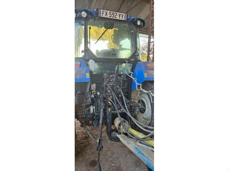 Traktor типа New Holland T5-105DC, Gebrauchtmaschine в CHAUMONT (Фотография 2)