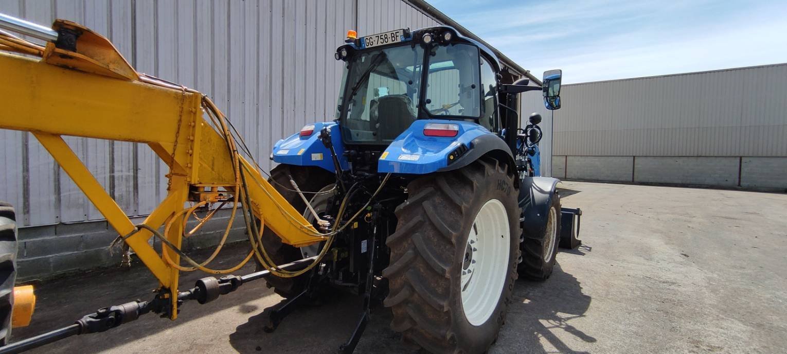 Traktor typu New Holland T5 110 EC, Gebrauchtmaschine v Saint-Berthevin-La-Tannière (Obrázek 5)