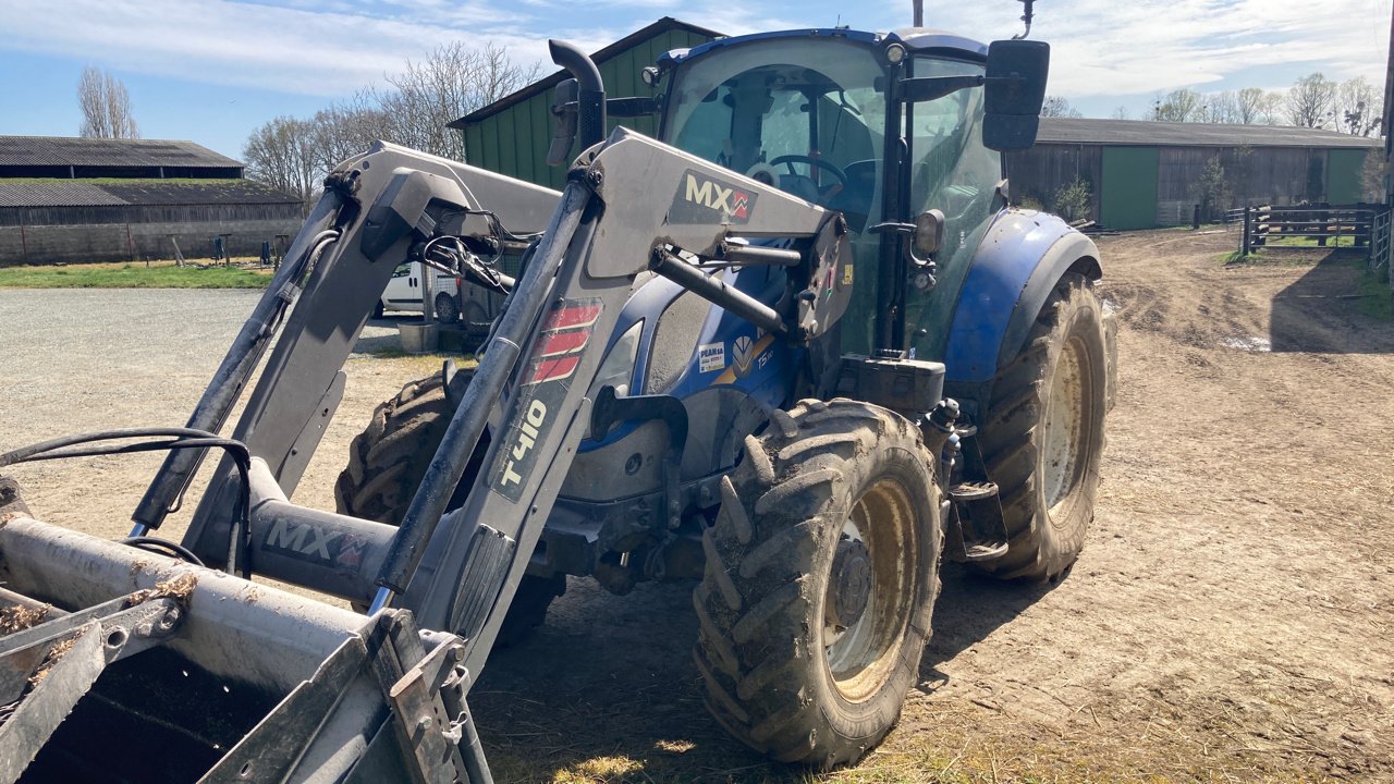 Traktor des Typs New Holland T5 110, Gebrauchtmaschine in CORMENON (Bild 2)