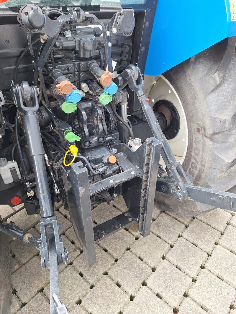 Traktor a típus New Holland T5. 115, Gebrauchtmaschine ekkor: Ersingen (Kép 4)