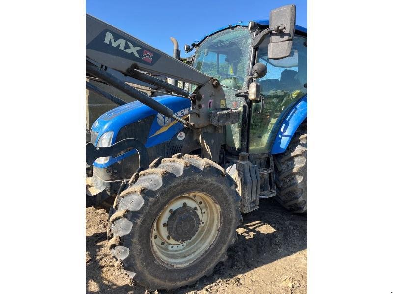 Traktor del tipo New Holland T5-115DC, Gebrauchtmaschine en ANTIGNY (Imagen 3)