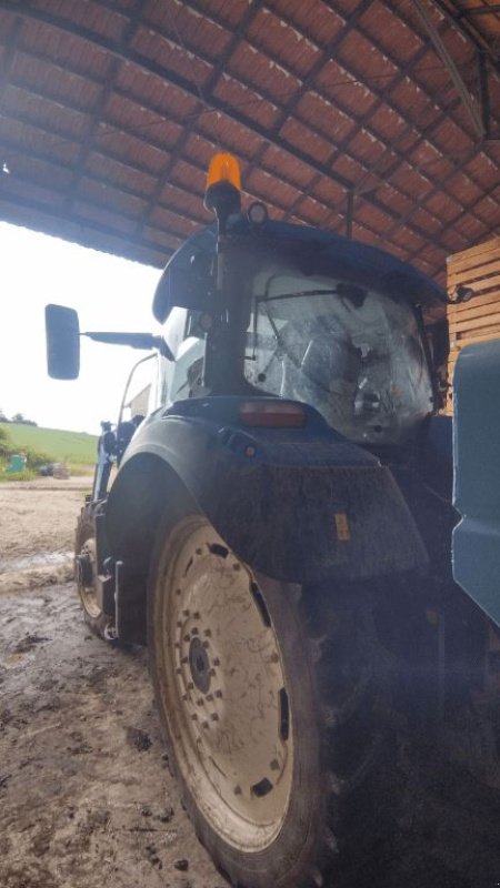 Traktor del tipo New Holland T5 120 AUTO, Gebrauchtmaschine en ENNEZAT (Imagen 2)