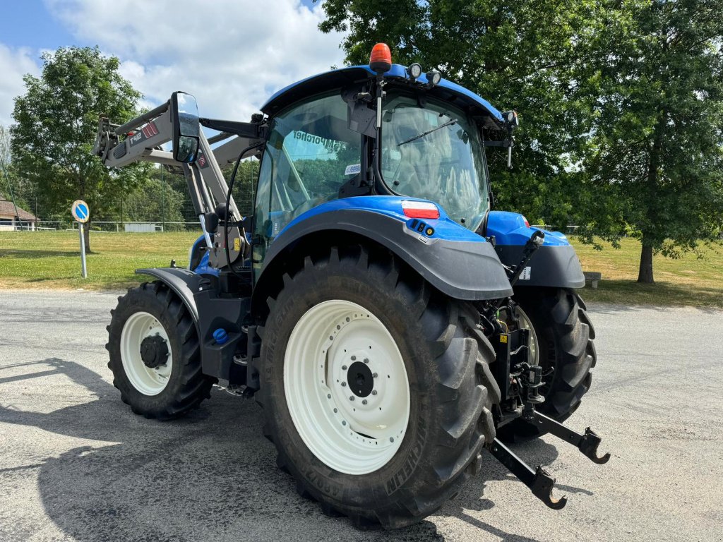 Traktor tipa New Holland T5 120 DYNAMIC COMMAND, Gebrauchtmaschine u PIERRE BUFFIERE (Slika 3)