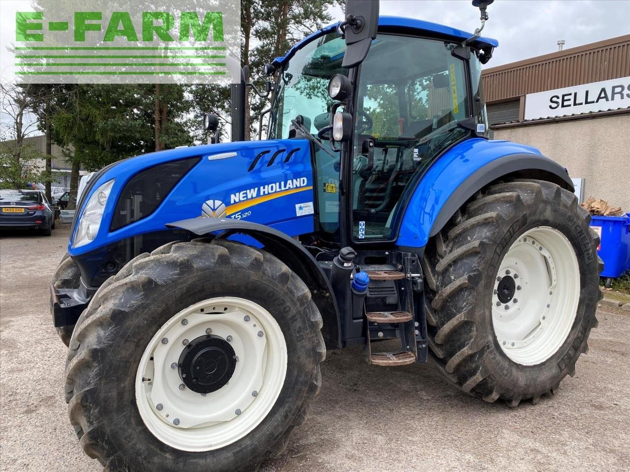 Traktor of the type New Holland T5 120, Gebrauchtmaschine in FORRES (Picture 1)