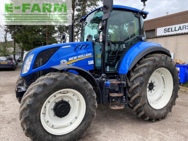 Traktor of the type New Holland T5 120, Gebrauchtmaschine in FORRES (Picture 1)