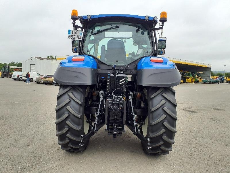 Traktor типа New Holland T5-130AC, Gebrauchtmaschine в ANTIGNY (Фотография 5)