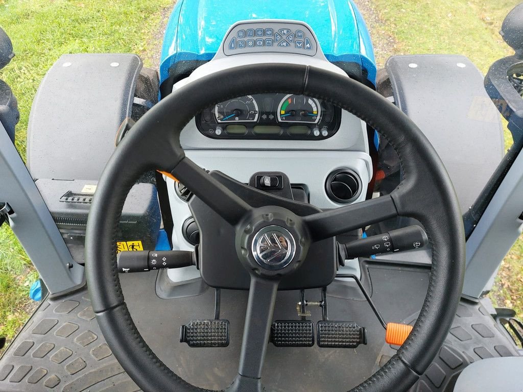 Traktor of the type New Holland T5 140 DC, Neumaschine in Wierden (Picture 8)