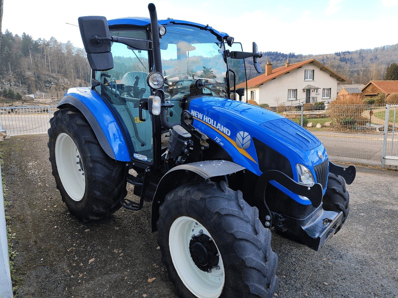 Traktor du type New Holland T5,95 DC, Gebrauchtmaschine en Saint-Nabord (Photo 4)