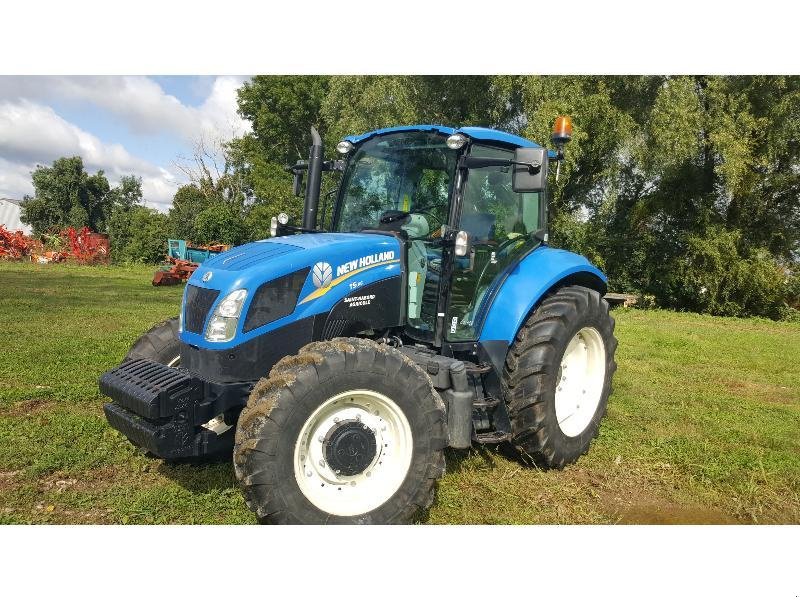 Traktor van het type New Holland T5-95, Gebrauchtmaschine in CHAUMONT (Foto 1)