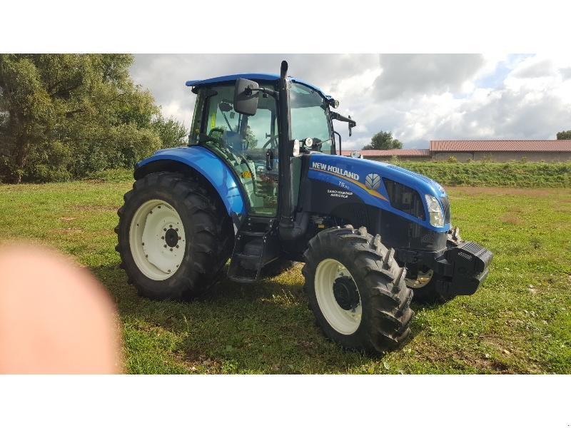 Traktor Türe ait New Holland T5-95, Gebrauchtmaschine içinde CHAUMONT (resim 2)