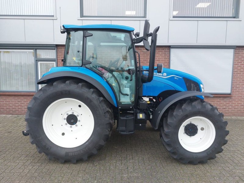Traktor of the type New Holland T5 T5.110 Dual Command, Neumaschine in Wierden (Picture 1)
