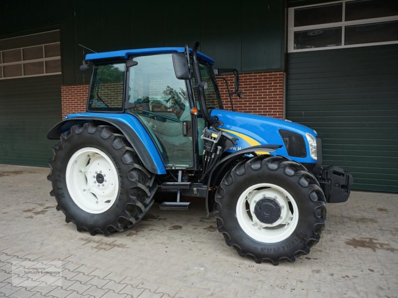 Traktor типа New Holland T5030, Gebrauchtmaschine в Borken