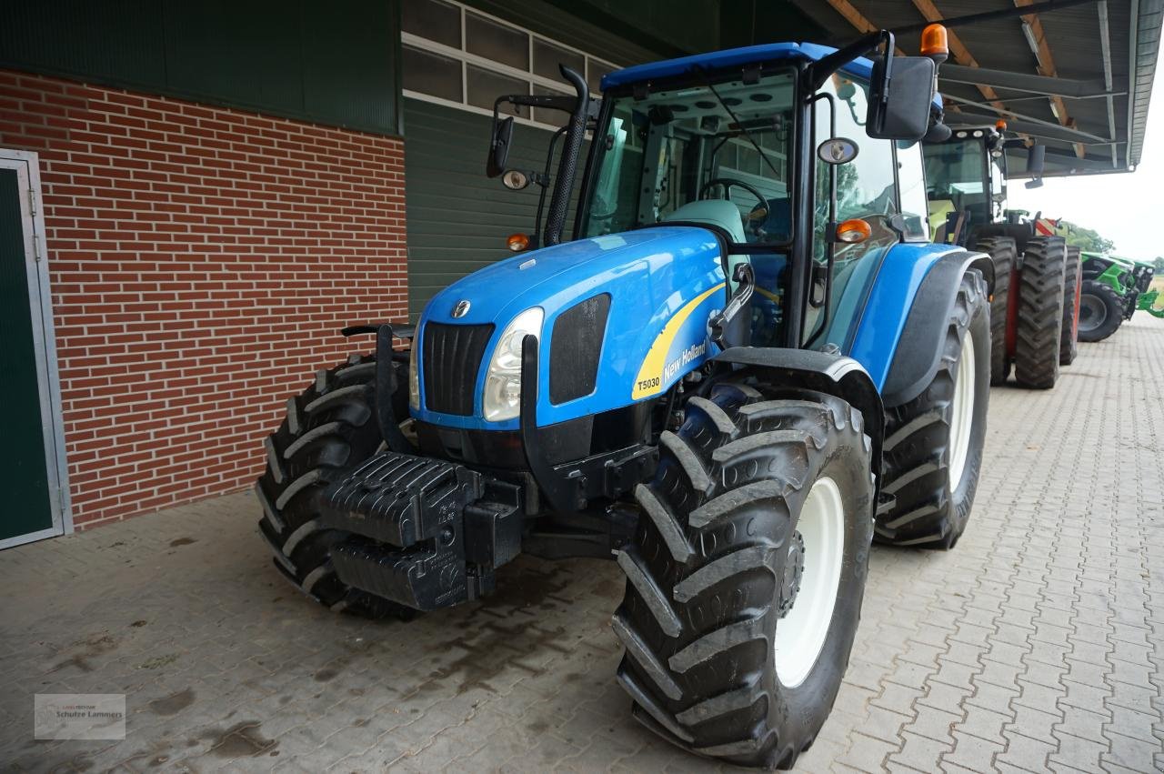 Traktor typu New Holland T5030, Gebrauchtmaschine w Borken (Zdjęcie 3)