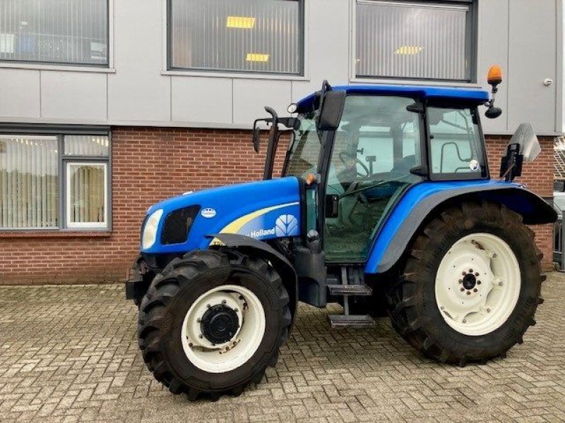 Traktor tipa New Holland T5050, Gebrauchtmaschine u Wierden (Slika 2)