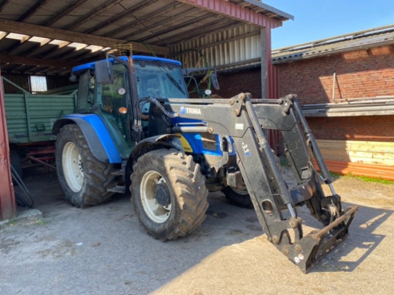 Traktor of the type New Holland T5050, Gebrauchtmaschine in Sittensen (Picture 1)