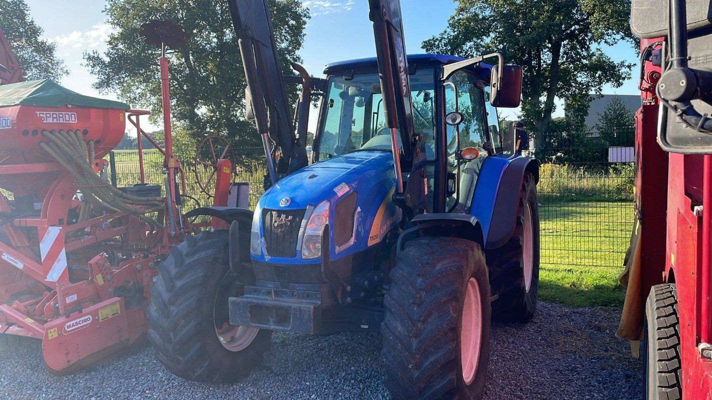 Traktor типа New Holland T5050, Gebrauchtmaschine в Sittensen (Фотография 1)