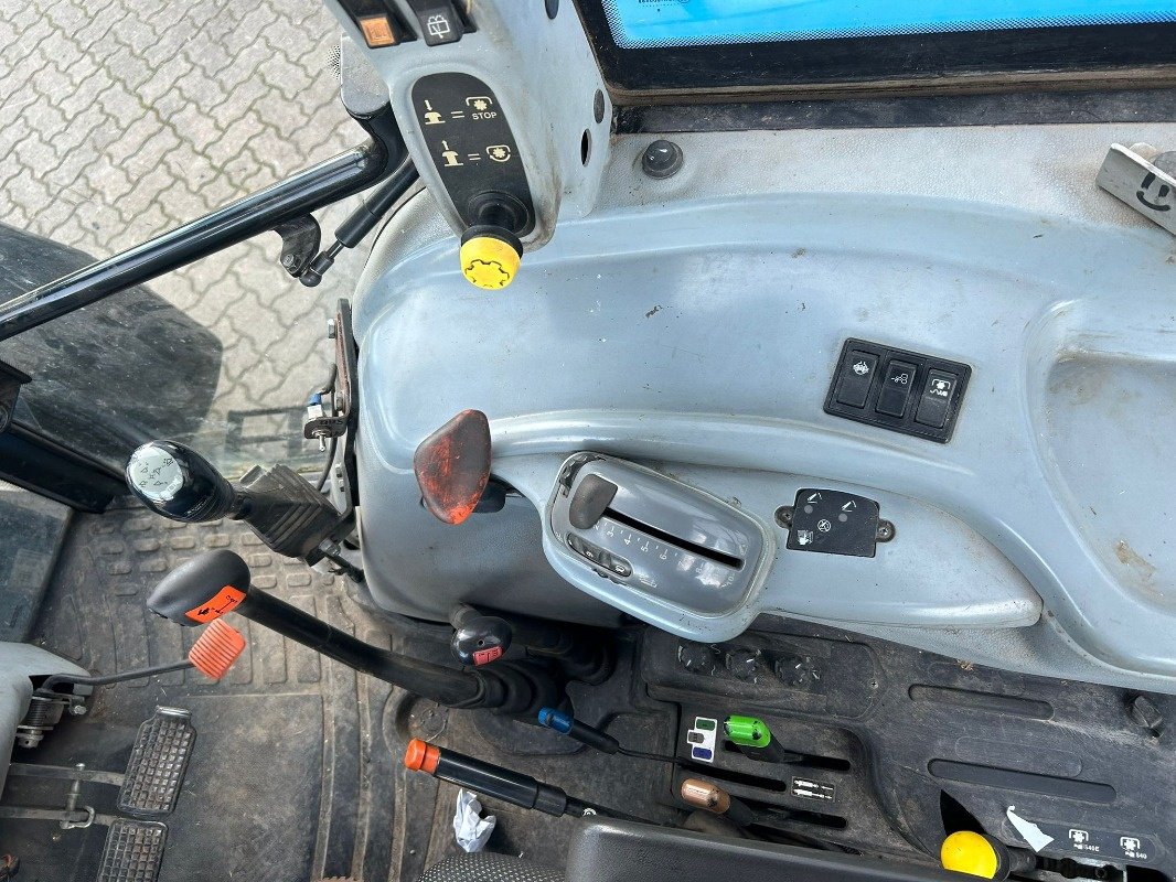 Traktor от тип New Holland T5050, Gebrauchtmaschine в Sittensen (Снимка 12)