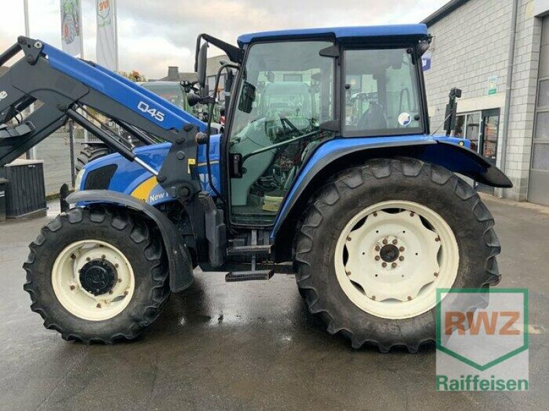 Traktor des Typs New Holland T5050, Gebrauchtmaschine in Prüm (Bild 5)