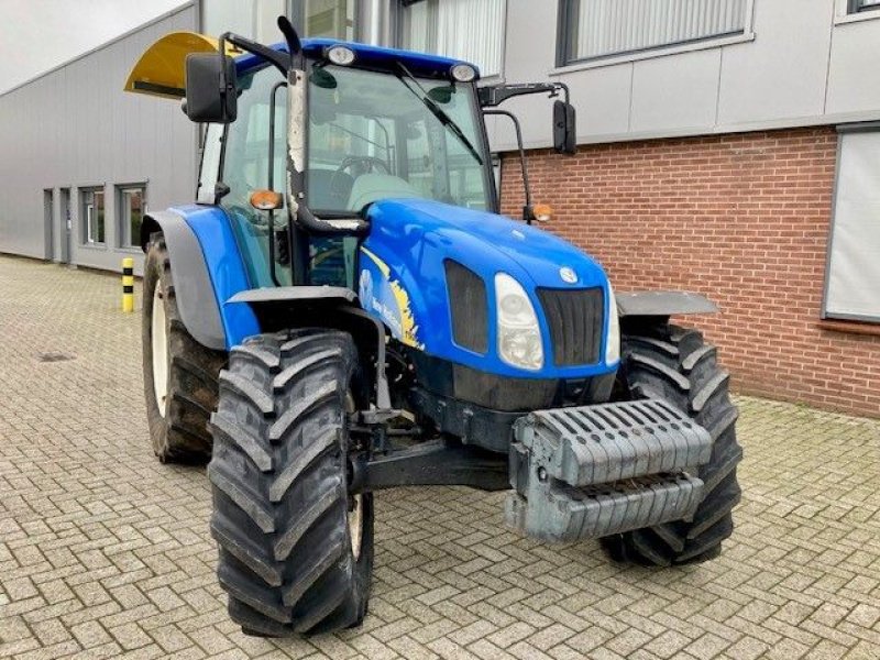 Traktor типа New Holland T5060, Gebrauchtmaschine в Wierden (Фотография 5)